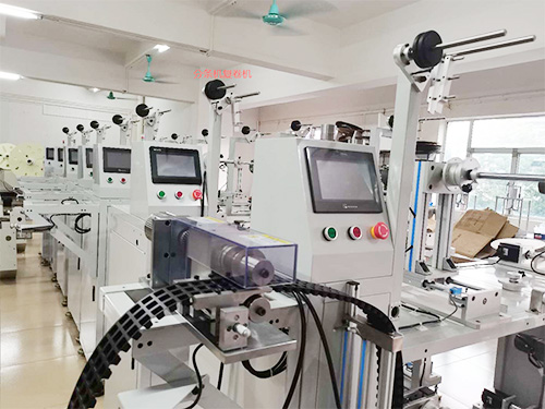 小型復(fù)卷機(jī)如何保證對(duì)于紙類(lèi)的效果呢？